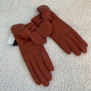 Leather Gloves